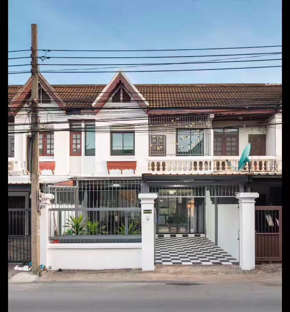 ให้เช่าบ้านเดี่ยว2ชั้น ถนนประชาราษฎร์บำเพ็ญ 26  ใกล้MRTศูนย์วัฒนธรรม แอร์เฟอร์ครบ มี3นอน2น้ำ ราคาเช่าเดือนละ40,000บาท