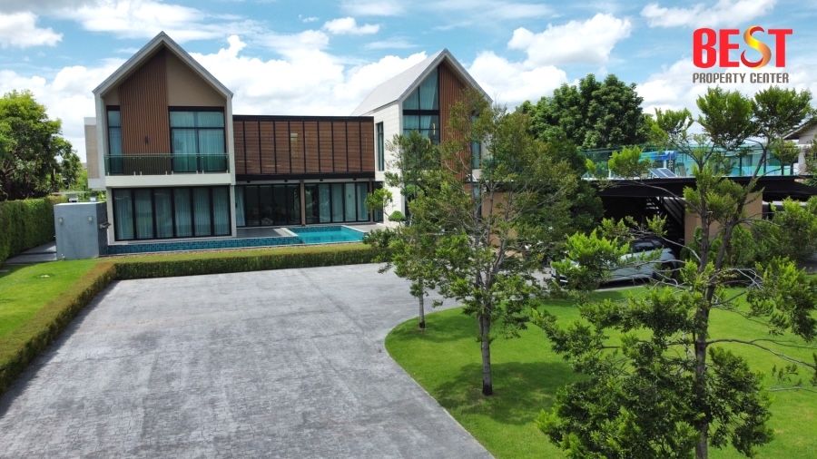 For sale: Single house, luxuriously decorated, self-built, new house, never lived in, used in many dramas and commercials, Ram Intra 117, size 1 rai 1 ngan, cheap price, can buy for living or investment, good returns