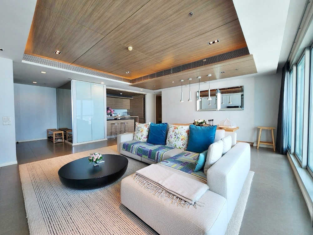 The River Condominium: 3bed 3bath 145.17sqm. 3X Fl 31,000,000 Am: 0656199198