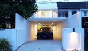 📢👇ขาย Townhouse ซ.ปรีดี 42 พร้อมผู้เช่า สัญญาสิ้นสุด 31 กรกฎาคม 69
