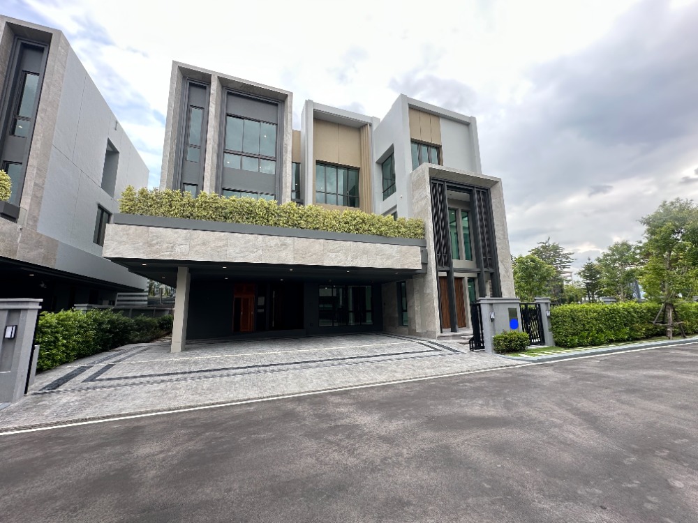 Grand Bangkok Boulevard พระราม9 บ้านเดี่ยว 3 ชั้นโครงการใหม่ โดย SC Asset พร้อมอยู่ ขาย