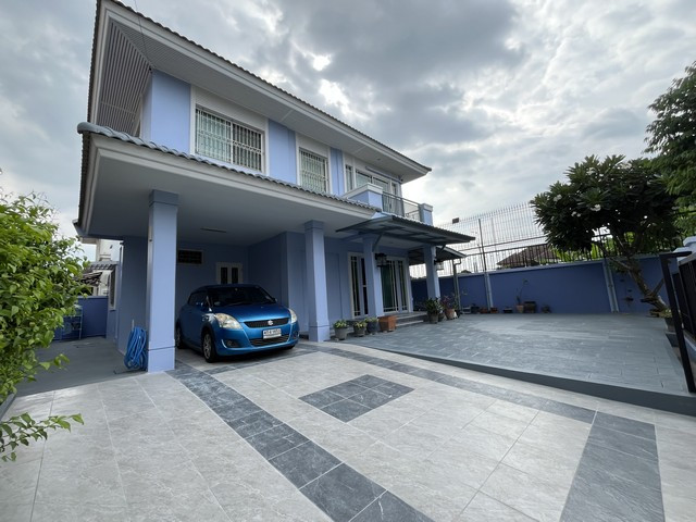 For sale: 2-storey detached house, Ban Siwali Village, Pinklao-Sathorn, corner house, near Central Westville For sale: 2-storey detached house, Ban Siwali Village, Pinklao-Sathorn, corner house, near Central Westville