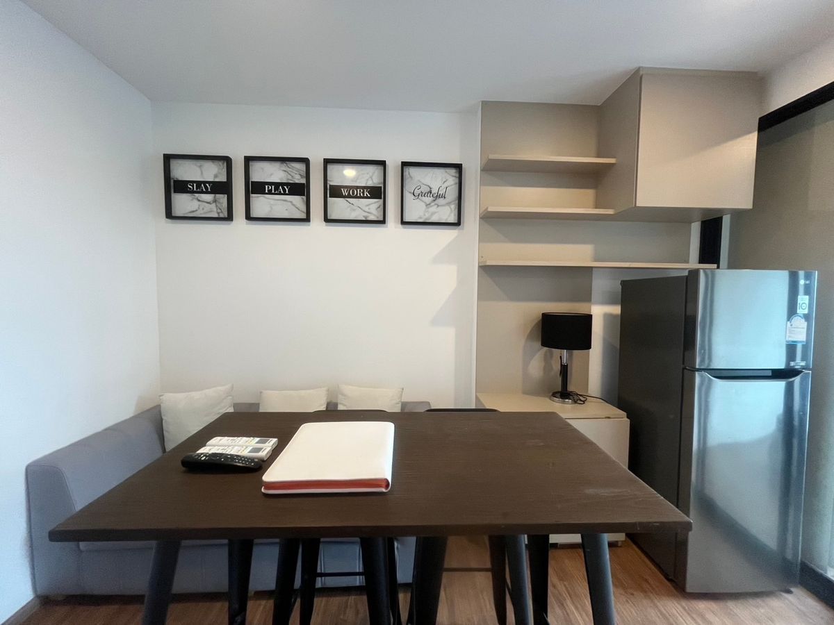 1 bedroom for rent (can be a bedroom) 1 bedroom for rent (can be a bedroom)
