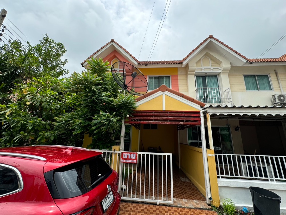 Townhouse for sale, corner unit, Prabhatrap 4 Project, Ram Intra-Charoen Phatthana Townhouse for sale, corner unit, Prabhatrap 4 Project, Ram Intra-Charoen Phatthana