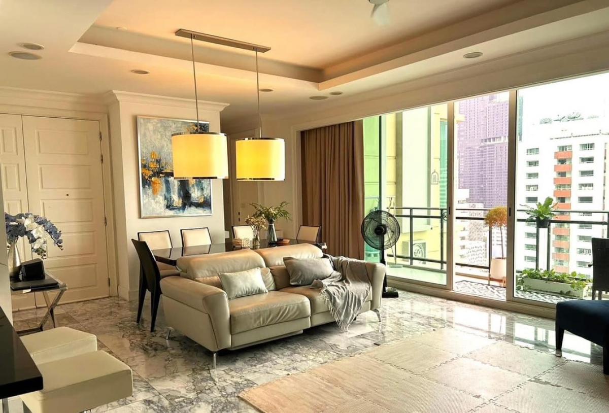 📢👇 Luxury place to live at Royce Private Residences Sukhumvit 31, fully furnished, private lift with large balcony unblocked sunset view, located in Em district area 📢👇 Luxury place to live at Royce Private Residences Sukhumvit 31, fully furnished, private lift with large balcony unblocked sunset view, located in Em district area