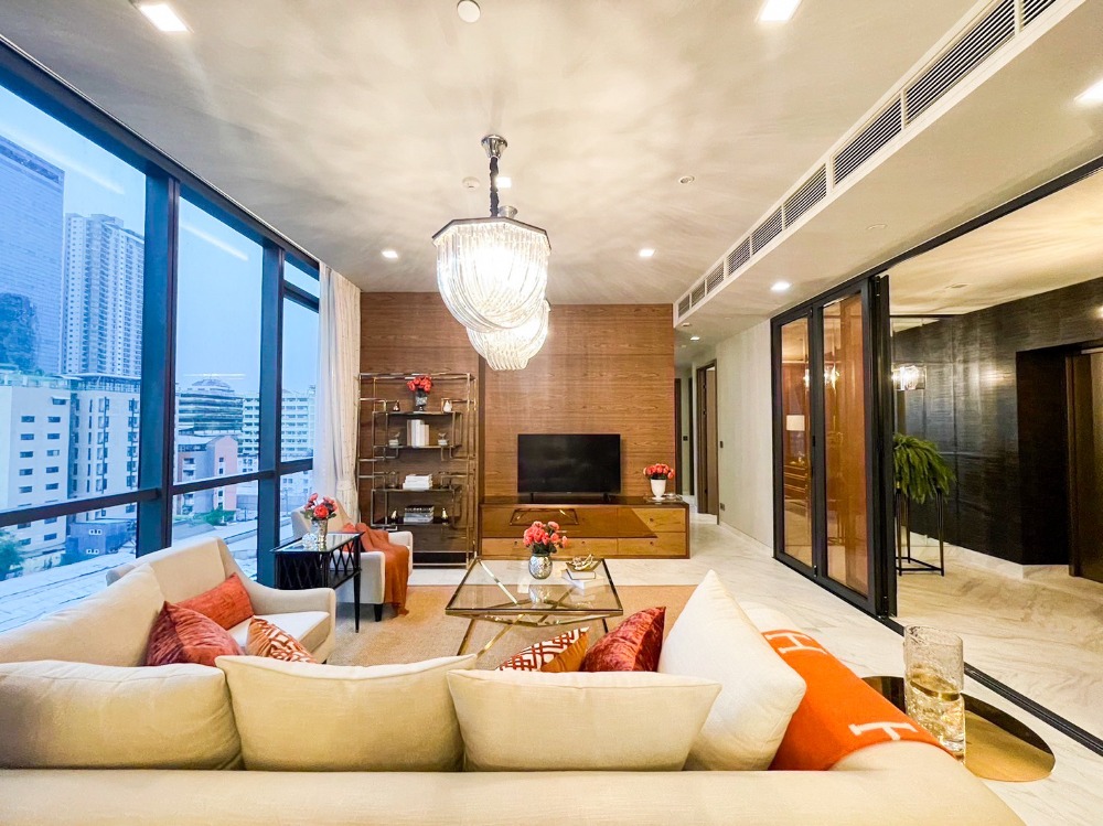 • Nice decoration • ชั้น 05+ 125.20 ตร.ม. 2 ห้องนอน | คอนโดใกล้ เจ อเวนิว ทองหล่อ 2 นาที, BTS ทองหล่อ 5 นาที, ดองกิ มอลล์ 7 นาที – รูปที่ 2