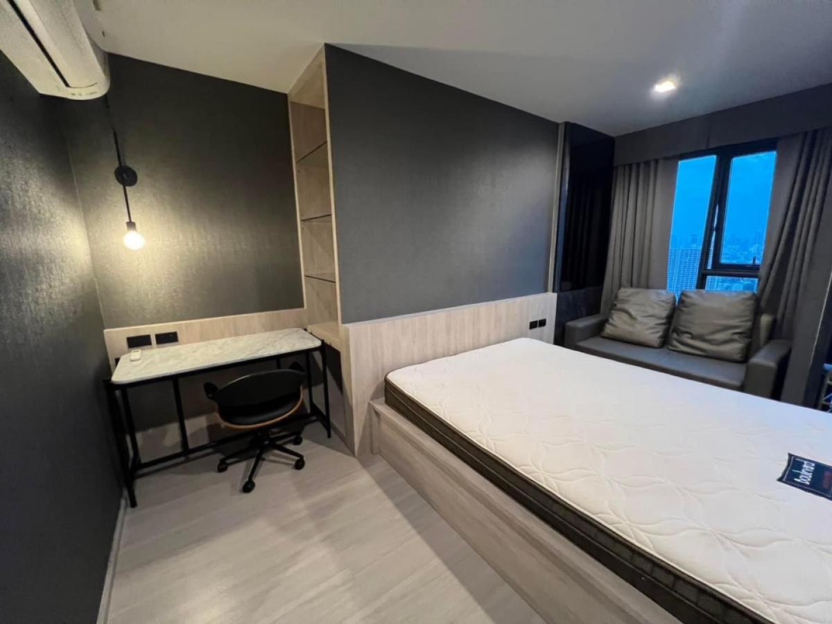 For Rent📍studio 🛁Life Ladprao📞0639399665
