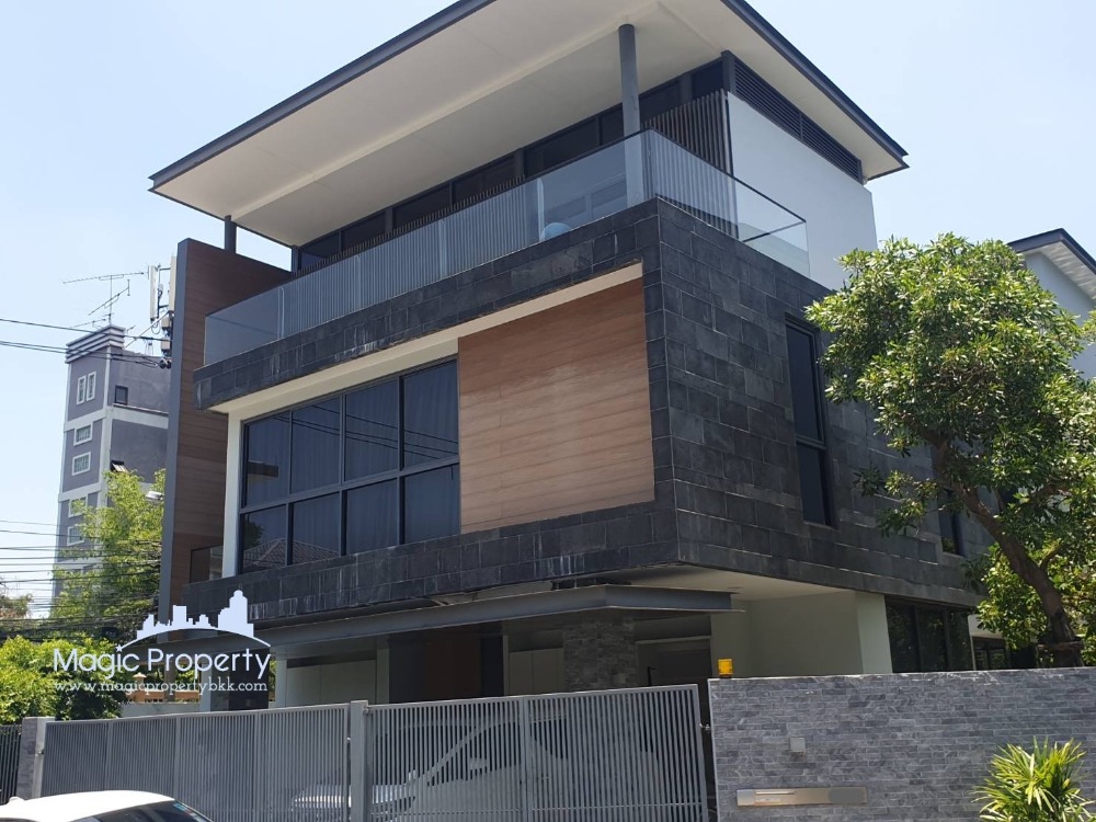 4 Bedroom Single House For Rent in The Honor, Pradit Manutham Road, Khlong Chaokhun Sing, Wang Thonglang, Bangkok 4 Bedroom Single House For Rent in The Honor, Pradit Manutham Road, Khlong Chaokhun Sing, Wang Thonglang, Bangkok