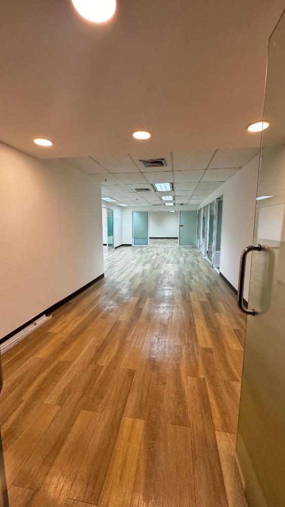 💰FOR RENT💰 Office for rent in Sathorn - Silom area, walk from BTS Saint Louis to the building only 350 meters. – รูปที่ 2