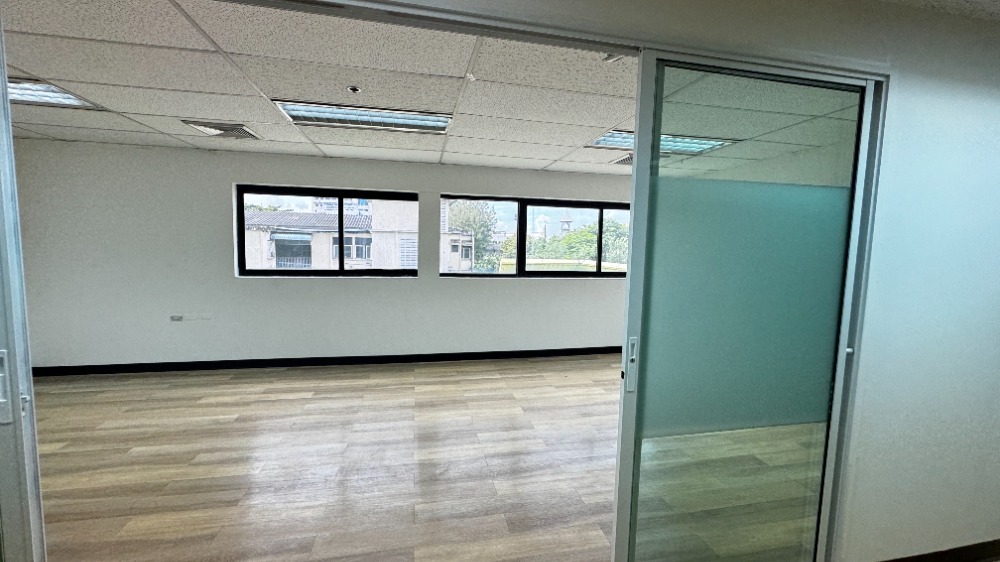 💰FOR RENT💰 Office for rent in Sathorn - Silom area, walk from BTS Saint Louis to the building only 350 meters. – รูปที่ 4