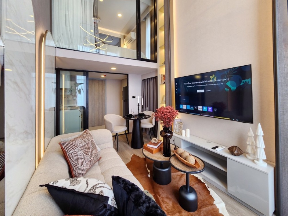 SOHO Bangkok Ratchada ห้องสวยมากพร้อมกระเป๋าใบเดียวเข้าอยู่ได้เลย SOHO Bangkok Ratchada ห้องสวยมากพร้อมกระเป๋าใบเดียวเข้าอยู่ได้เลย