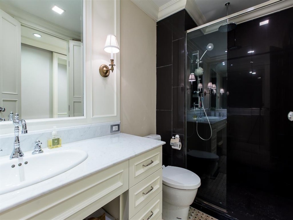 For sale condo Via sukhumvit 31 fully furnished (S15-22200) For sale condo Via sukhumvit 31 fully furnished (S15-22200)