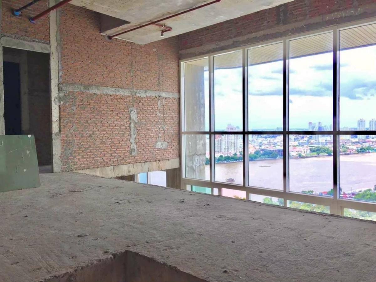 📢👇 Living and relaxing by the river in penthouse triple floors with your family and pet , extra big balcony, bare shell, decorate your own style