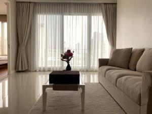 ❖ Prime Location ❖ ชั้น 05+ | 2 ห้องนอน 108.00 ตร.ม. | มีระเบียง | ใกล้ สวนลุมพินี 1 นาที, เวลา สินธร วิลเลจ 3 นาที, MRT สถานีสีลม 3 นาที