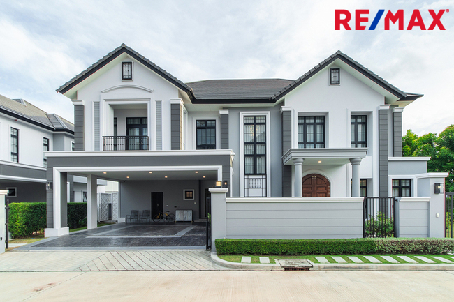 Urgent sale! The Palazzo Pinklao, luxury house, ALBERTO style, decorated for 8 million, corner house, ready to move in, on Boromratchonnanee Road Urgent sale! The Palazzo Pinklao, luxury house, ALBERTO style, decorated for 8 million, corner house, ready to move in, on Boromratchonnanee Road