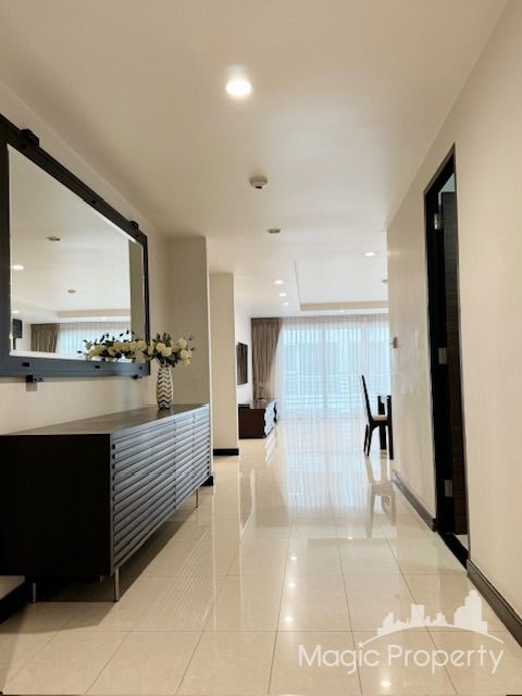 3 Bedroom for Sale in Avenue 61 Condominium, Watthana, Bangkok