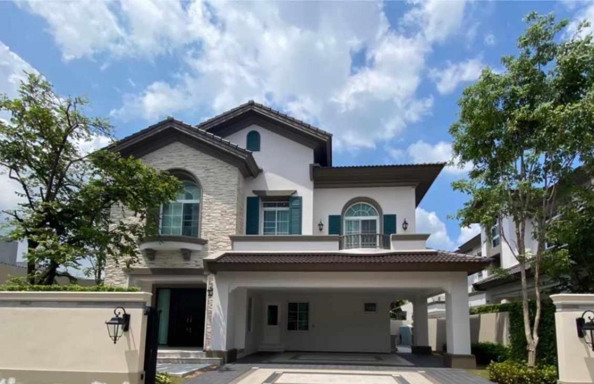 📢👇Luxury house at Nantawan Ramindra - Phahonyothin 50 for sale with good Feng Shui, facing south, designed in a Tuscany style uniquely distinctive, giving the feeling of a home in the European region of Italy. Convenient location, close to the expressway,