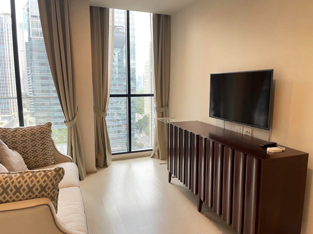 For rent Noble Ploenchit ห้องสวย เฟอร์นิเจอร์และเครื่องใช้ไฟฟ้าครบ LH-RW005196 – รูปที่ 3