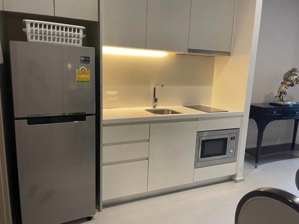 For rent Noble Ploenchit ห้องสวย เฟอร์นิเจอร์และเครื่องใช้ไฟฟ้าครบ LH-RW005196 – รูปที่ 4
