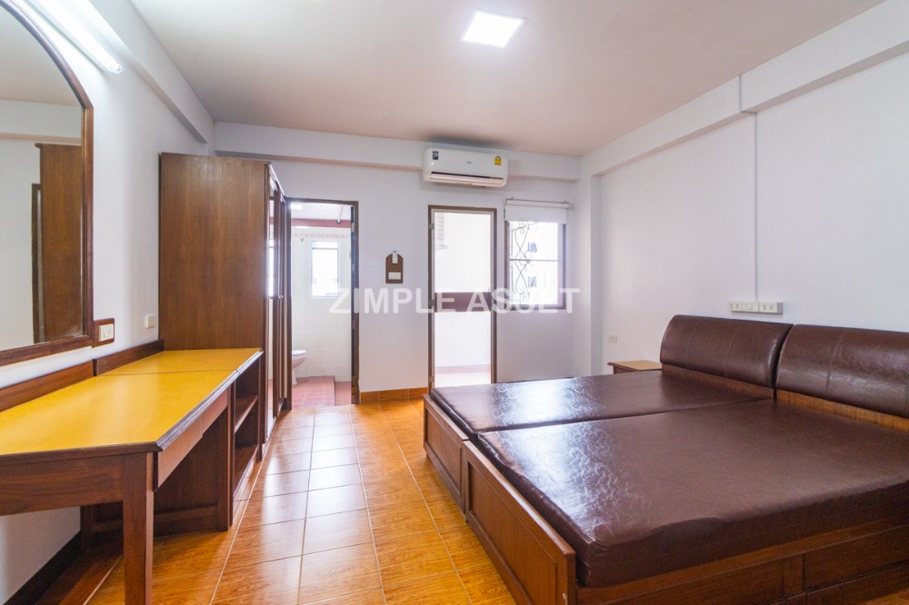 Line: @zimple_asset Monthly apartment opposite Seacon Square, furnished, with Wi-Fi and parking, near Dusit Thani College and BTS Suan Luang Rama 9 Station. Line: @zimple_asset Monthly apartment opposite Seacon Square, furnished, with Wi-Fi and parking, near Dusit Thani College and BTS Suan Luang Rama 9 Station.