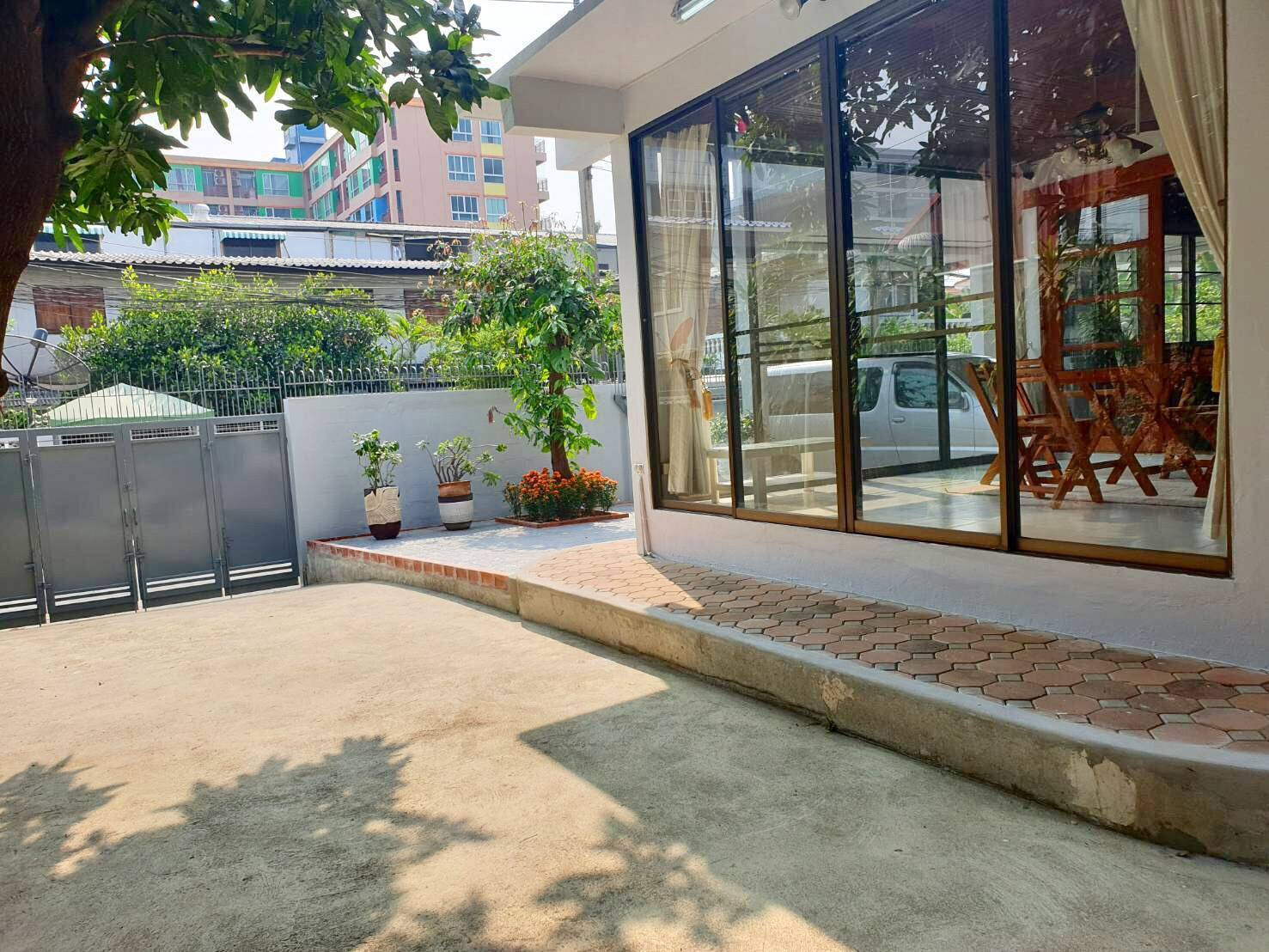 ให้เช่า บ้านเดี่ยว 2 ชั้น 103 ตรว. ใหม่สวย ใกล้ MRT อยู่ รัชดา-ห้วยขวาง – รูปที่ 3