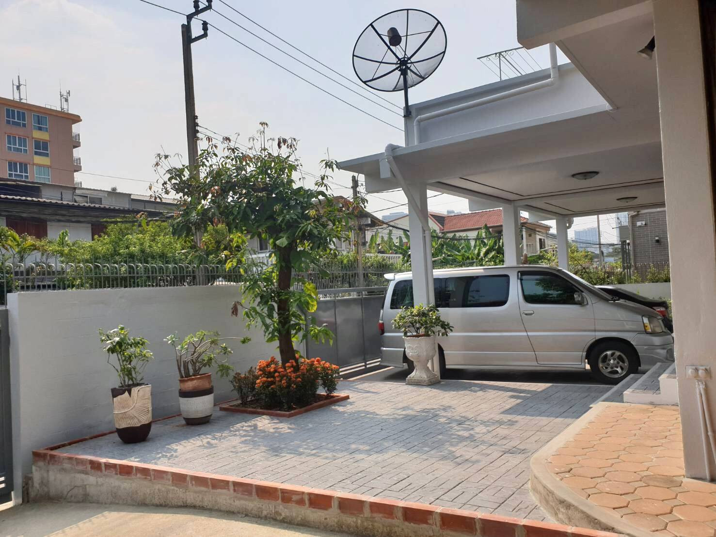 ให้เช่า บ้านเดี่ยว 2 ชั้น 103 ตรว. ใหม่สวย ใกล้ MRT อยู่ รัชดา-ห้วยขวาง – รูปที่ 4