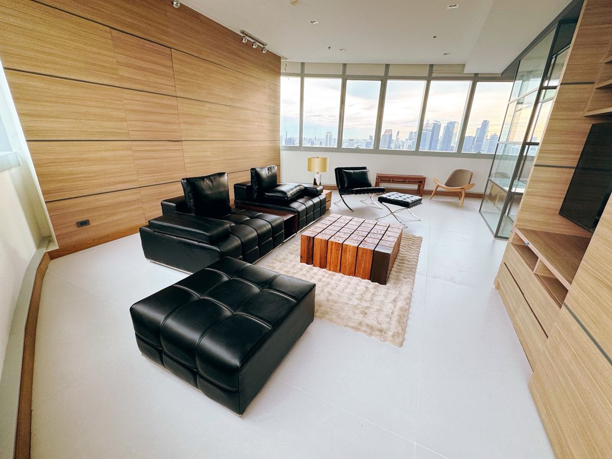 Millennium Residence Duplex Penthouse: 264sqm 3bed 4bath 230,000/mth. Am: 0656199198 Millennium Residence Duplex Penthouse: 264sqm 3bed 4bath 230,000/mth. Am: 0656199198