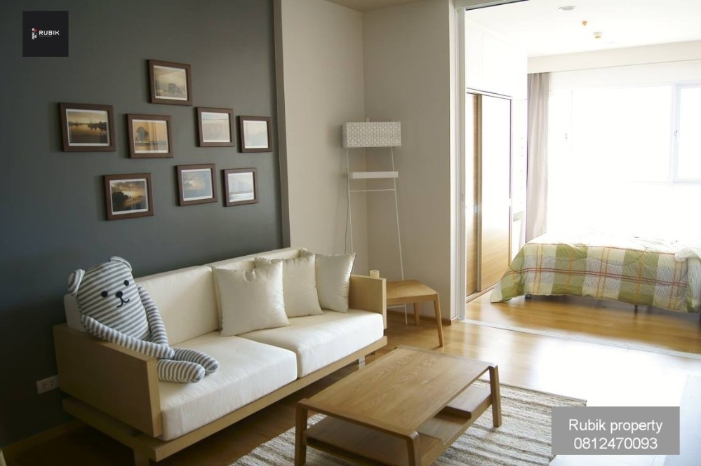 Stylish Urban Living at Hive Taksin: Modern 1 Bedroom Condo for Sale! (RB30) Stylish Urban Living at Hive Taksin: Modern 1 Bedroom Condo for Sale! (RB30)