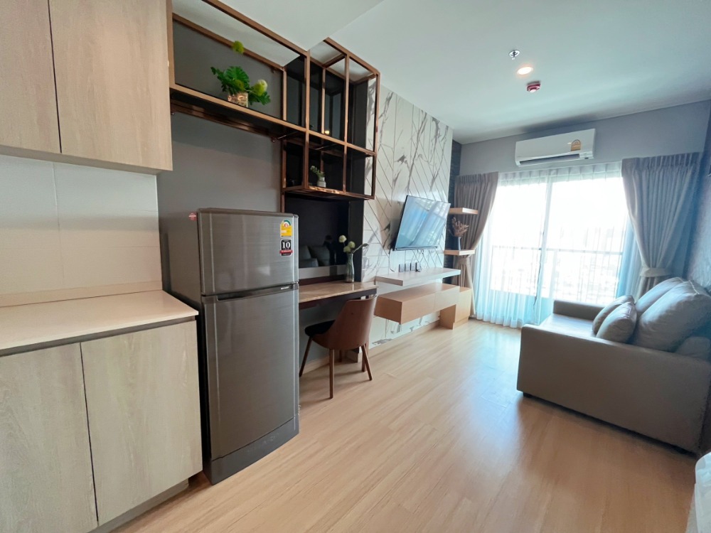 RENT !! Condo Lumpini Suite Dindaeng –Ratchaprarop, BTS Victory Monument, 1 Bed, Floor 26, 29 sq.m., Rent 14,000 .-