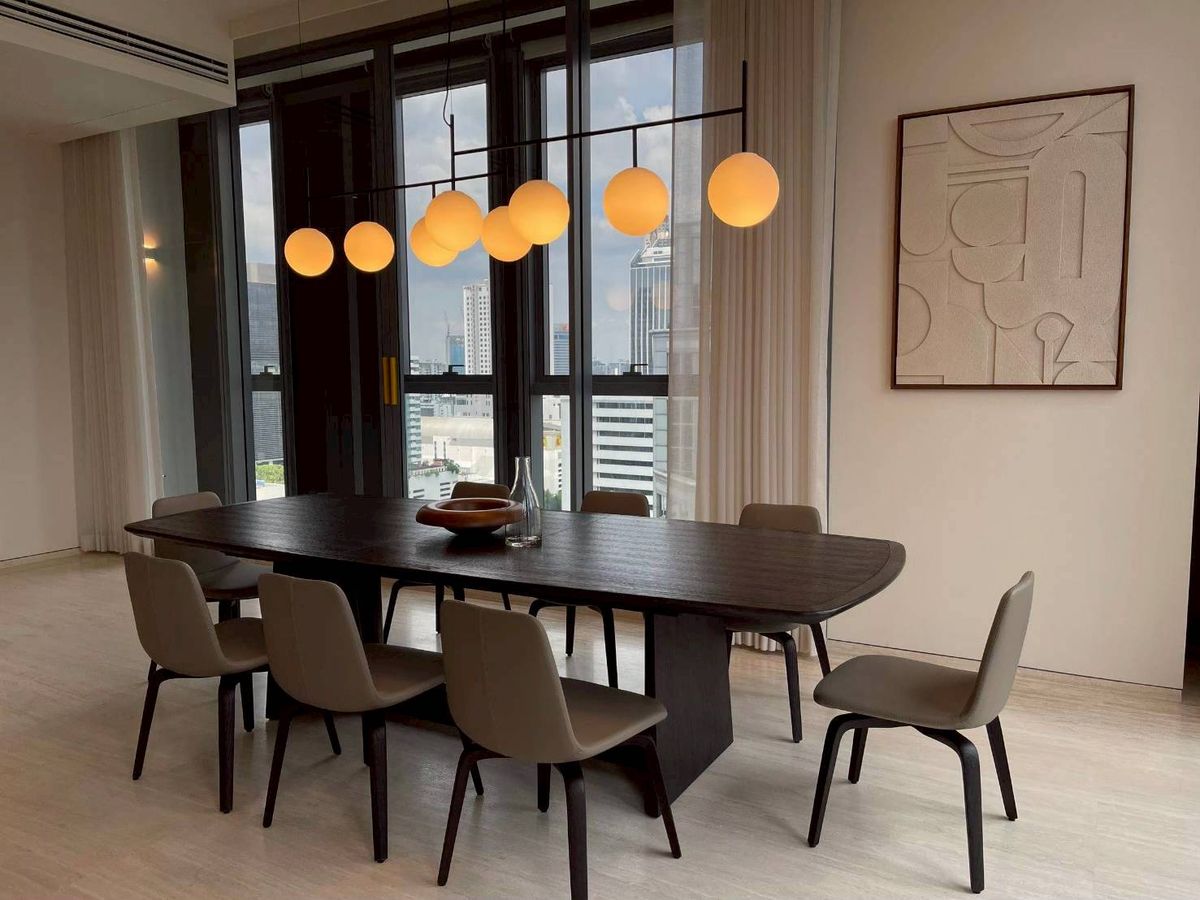 ❖ Rare Unit ❖ 168.00 ตร.ม. ตกแต่งครบ | 2 ห้องนอน 3 ห้องน้ำ | ใกล้ Mercury Tower 110 ม., โรงเรียนมาแตร์เดอี 110 ม., Central ชิดลม 220 ม., BTS สถานีชิดลม 250 ม. – รูปที่ 2