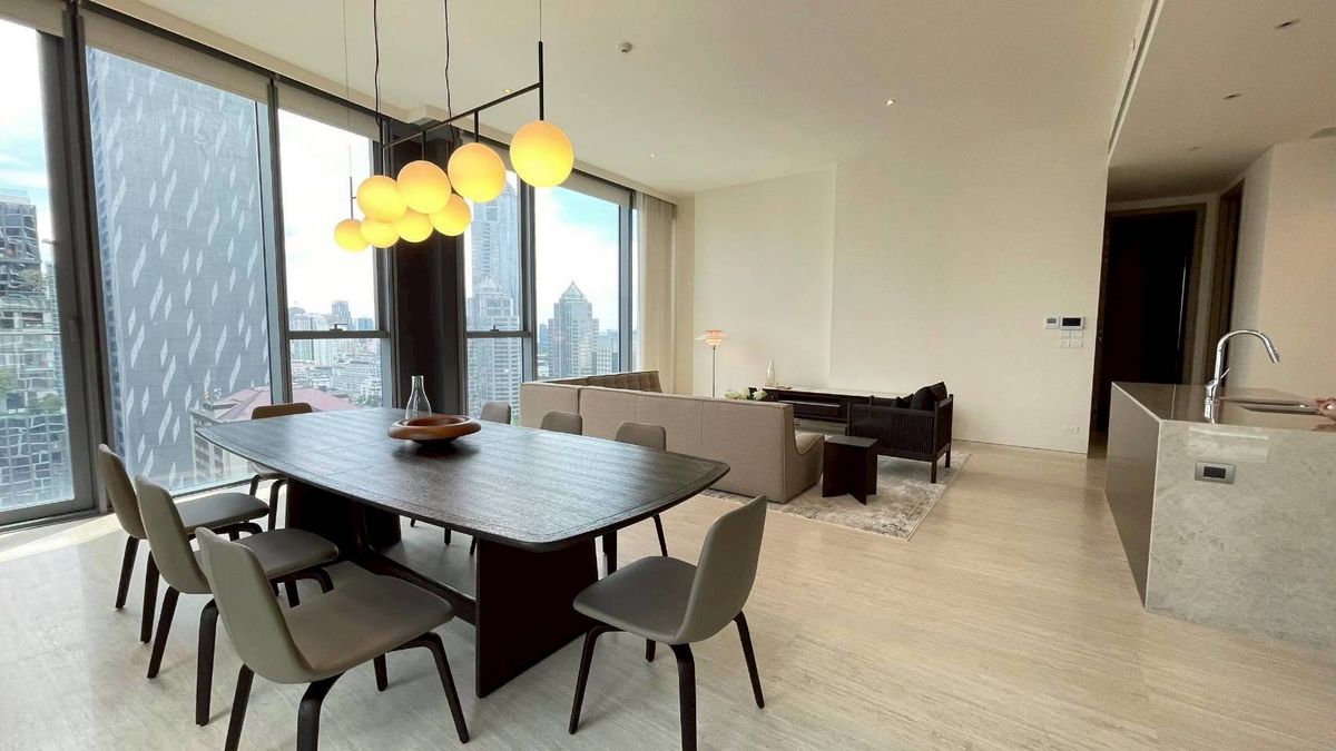 ❖ Rare Unit ❖ 168.00 ตร.ม. ตกแต่งครบ | 2 ห้องนอน 3 ห้องน้ำ | ใกล้ Mercury Tower 110 ม., โรงเรียนมาแตร์เดอี 110 ม., Central ชิดลม 220 ม., BTS สถานีชิดลม 250 ม. – รูปที่ 3