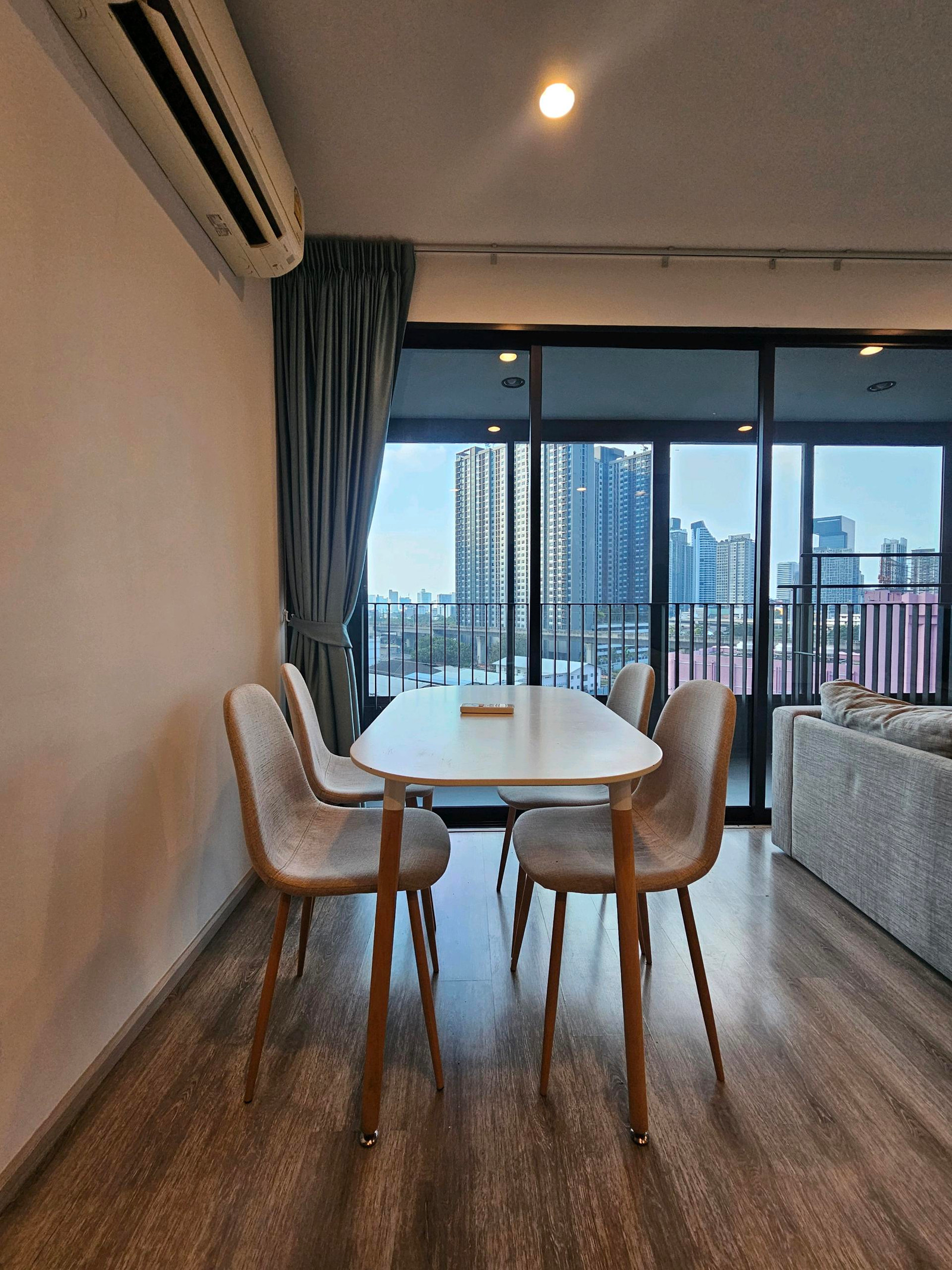 🔥ให้เช่า Ideo mobi asoke 2 ห้องนอน วิวเมือง – รูปที่ 3