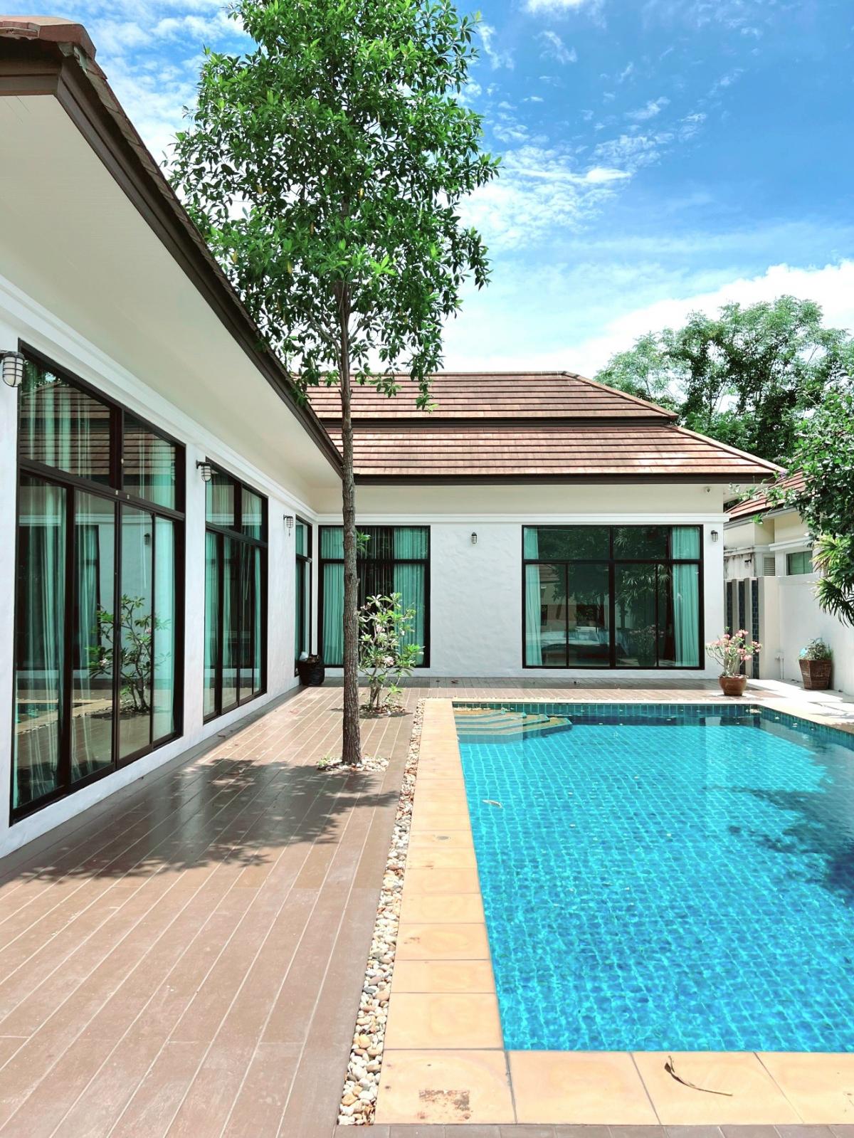 For sale: Pool Villa with guest house, Anda Village, Sukhumvit-Pattaya 87, 138.7 sq wha, 6 bedrooms, 5 bathrooms, with large swimming pool, usable area 296 sq.m selling 12.5 million baht For sale: Pool Villa with guest house, Anda Village, Sukhumvit-Pattaya 87, 138.7 sq wha, 6 bedrooms, 5 bathrooms, with large swimming pool, usable area 296 sq.m selling 12.5 million baht