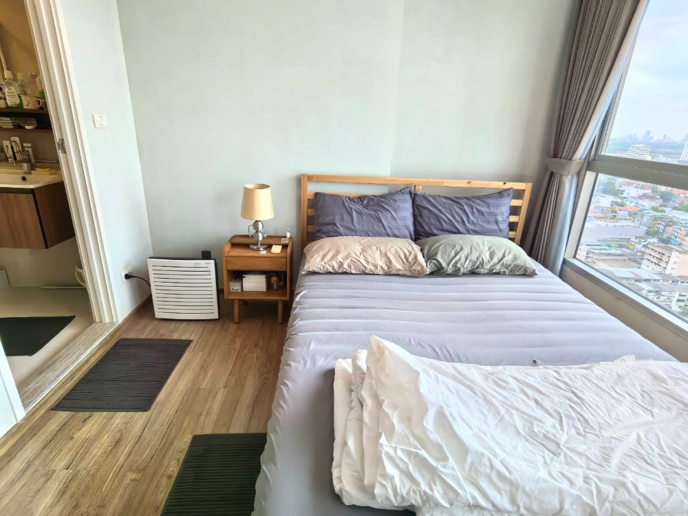 Condo for sale: Fuse Chan Sathorn, fully furnished, not hot, very new room. Condo for sale: Fuse Chan Sathorn, fully furnished, not hot, very new room.