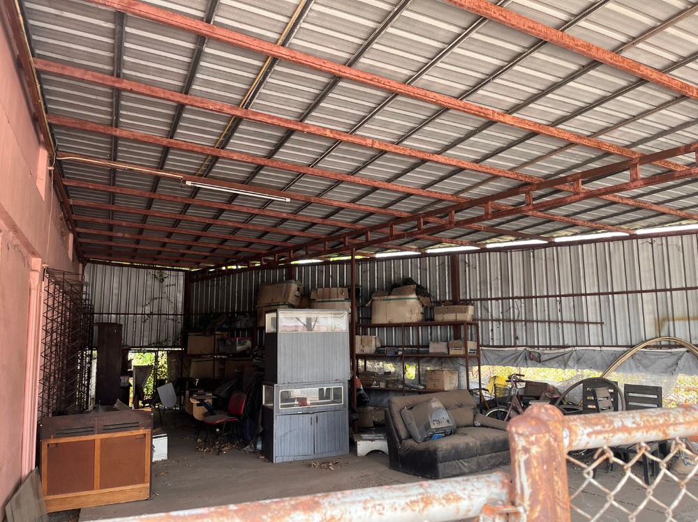 Commercial building for sale, 3.5 units, corner room with land on the side and back, with parking, near the airport, near the future high-speed train – รูปที่ 3