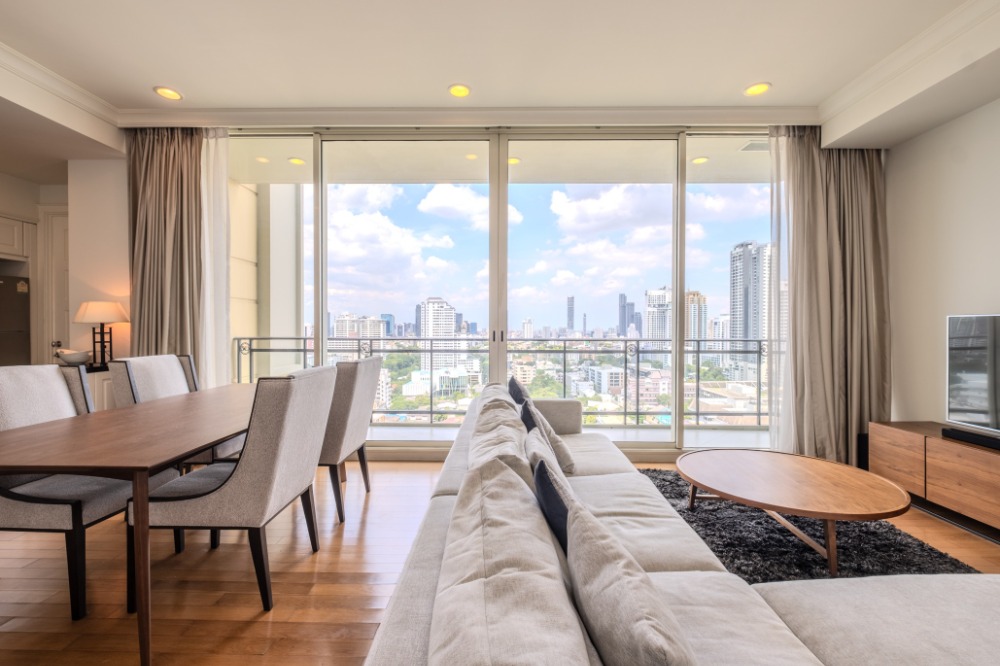 ขายคอนโดหรู Royce Private Residences ชั้นสูง ห้องมุม 2 ห้องนอน มีลิฟท์ส่วนตัว ทำเลดีใกล้ มศว – รูปที่ 4