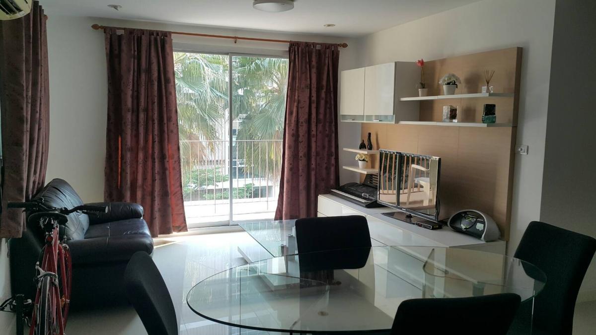 Condo for sale The Clover Thonglor 76 sq.m., 2 bedrooms, 2 bathrooms Address Condo The Clover, Soi Thonglor 18, Khlong Tan Nuea, Watthana, Bangkok 10110 Condo for sale The Clover Thonglor 76 sq.m., 2 bedrooms, 2 bathrooms Address Condo The Clover, Soi Thonglor 18, Khlong Tan Nuea, Watthana, Bangkok 10110