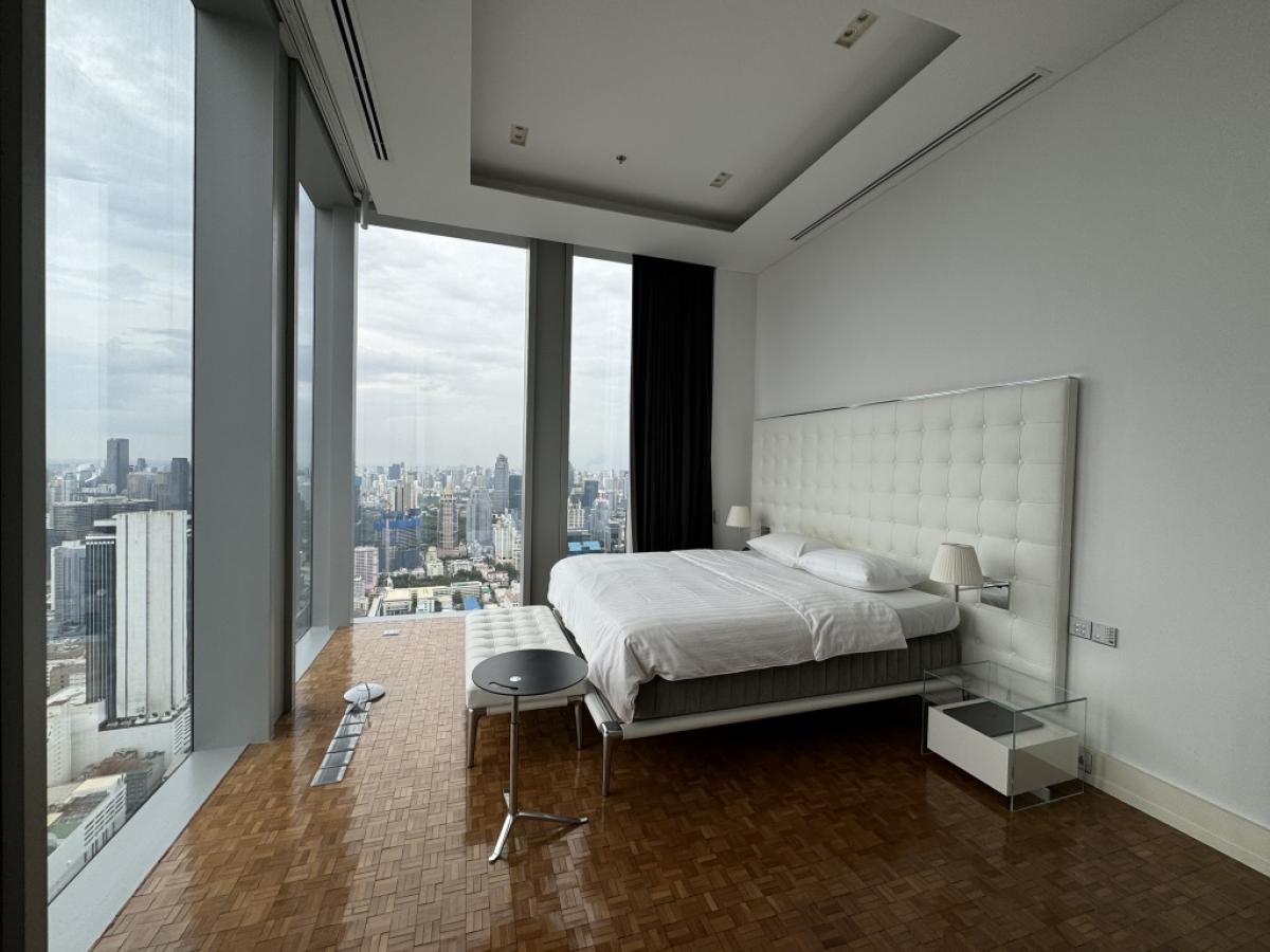 For sale: The Ritz-Carlton Resident, area 408.75 square meters, height 3.40 meters (built-in furniture provided) For sale: The Ritz-Carlton Resident, area 408.75 square meters, height 3.40 meters (built-in furniture provided)