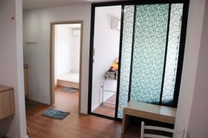 Condo for sale: Tropicana @BTS Erawan, Samut Prakan, 2 bedrooms, 32 sqm., excellent condition.