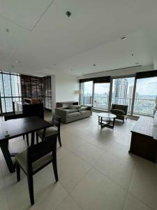 LTHC10975–The River condominium FOR RENT 2 beds 2 baths size 128 Sq.m. Near BTS Saphan Taksin Station ONLY 70k/month