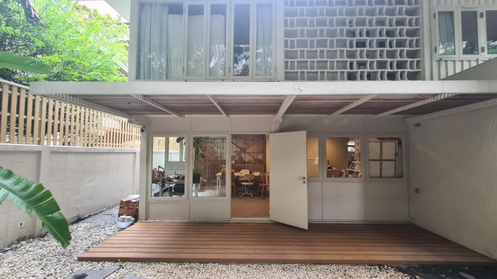 ให้เช่าบ้านเดี่ยวสไตล์มินิมอล ใจกลางสุขุมวิท เหมาะกับทำร้านอาหาร, cafe – รูปที่ 4