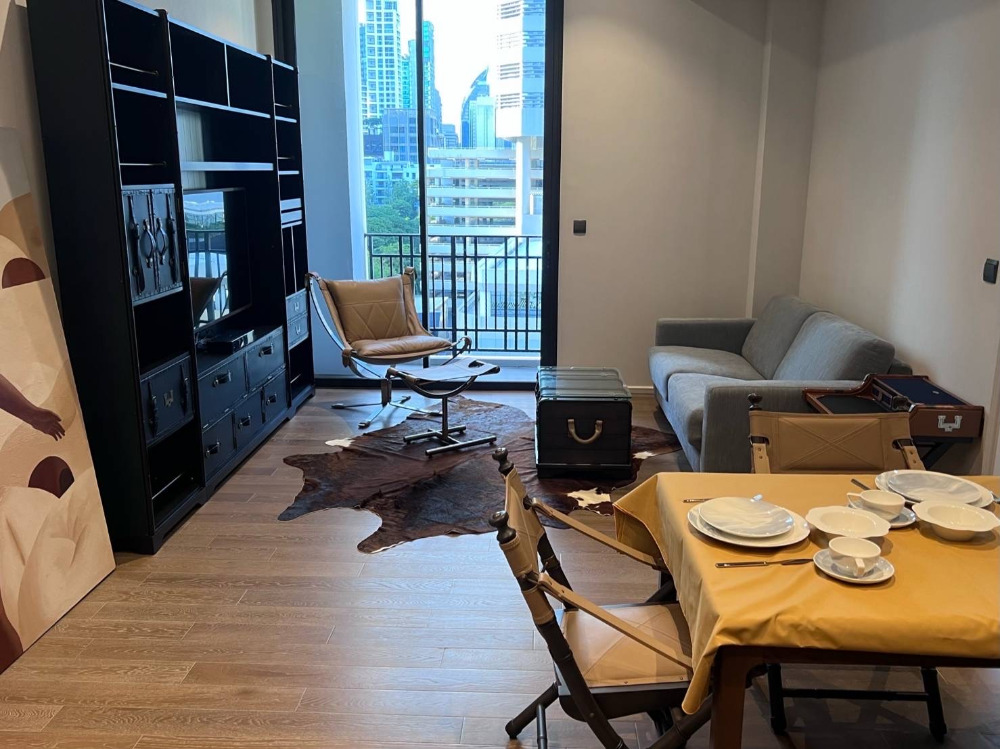 Muniq Langsuan: 1bed 57.89sqm. 65,000/mth. Am: 0656199198 Muniq Langsuan: 1bed 57.89sqm. 65,000/mth. Am: 0656199198