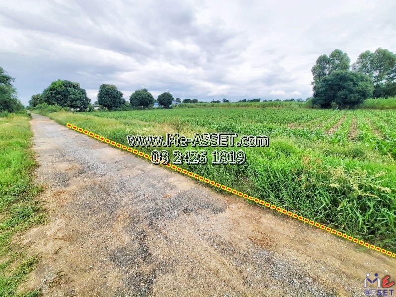 Land for sale in the area along the canal, irrigation, Muang Tarot, Huai Khwang, Kamphaengsaen Nakhon Pathom: Near Ban Suan Chomchan And Chawaln Resort: 4 Rai: Code NN-91352 
 
 – รูปที่ 3