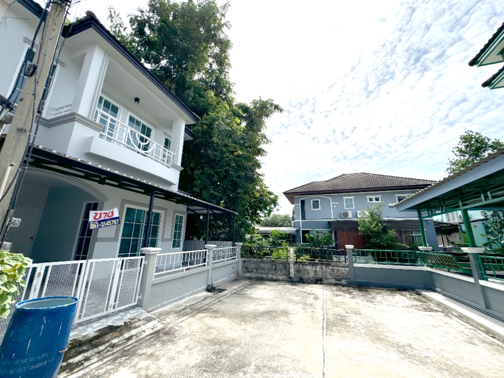 ขายทาวน์เฮ้าส์ ตกแต่งใหม่ทั้งหลัง Renovate หมู่บ้านฟ้าลากูน รังสิตคลอง2 ถ.รังสิต-นครนายก 44 ใกล้ห้างฟิวเจอร์พาร์ค รังสิต – รูปที่ 3