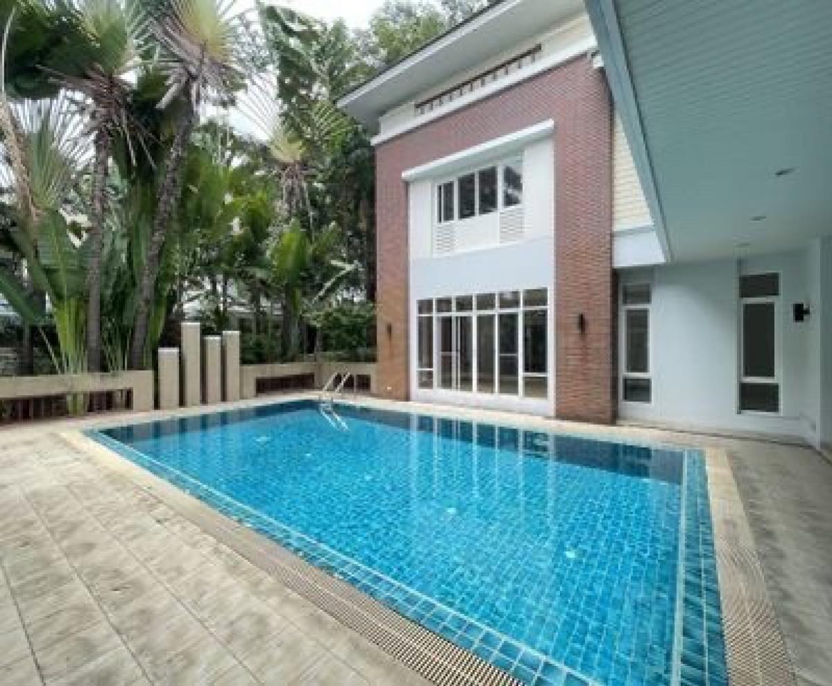 Single house with pool and garden in Thonglor for rent ( unfurnished) – รูปที่ 2