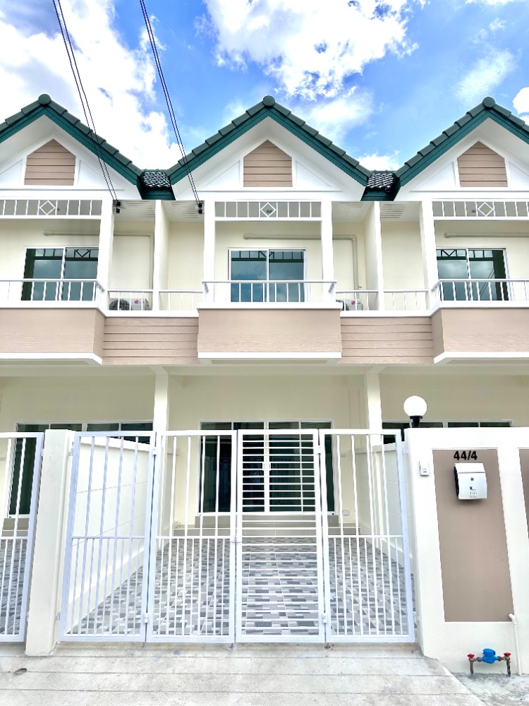 Luxury townhome, Baan Thip 101, special throughout October, call 085-112-4185 – รูปที่ 3