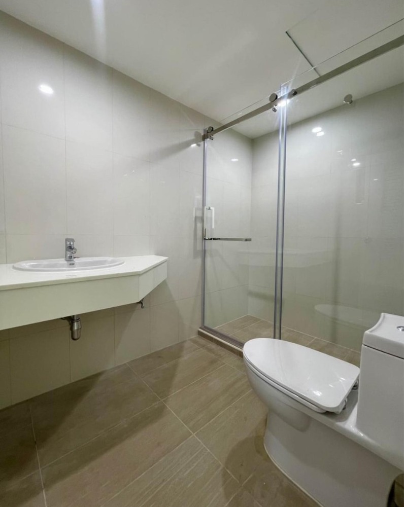 ▣ Prime Location ▣ 4-Story, 3 Bedrooms, 3 Bathrooms | 32.00 sq.w. 128.00 sq.m. | Near Silom Complex 4 mins, BTS Sala Daeng 5 mins – รูปที่ 4