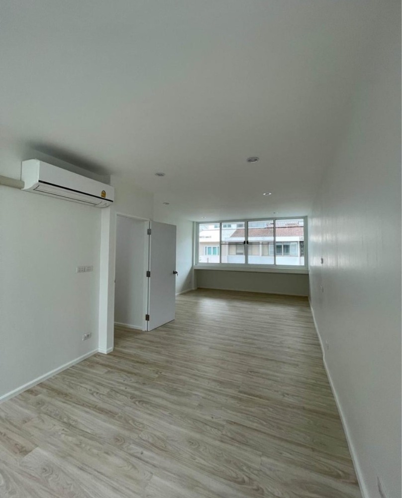▣ Prime Location ▣ 4-Story, 3 Bedrooms, 3 Bathrooms | 32.00 sq.w. 128.00 sq.m. | Near Silom Complex 4 mins, BTS Sala Daeng 5 mins – รูปที่ 3