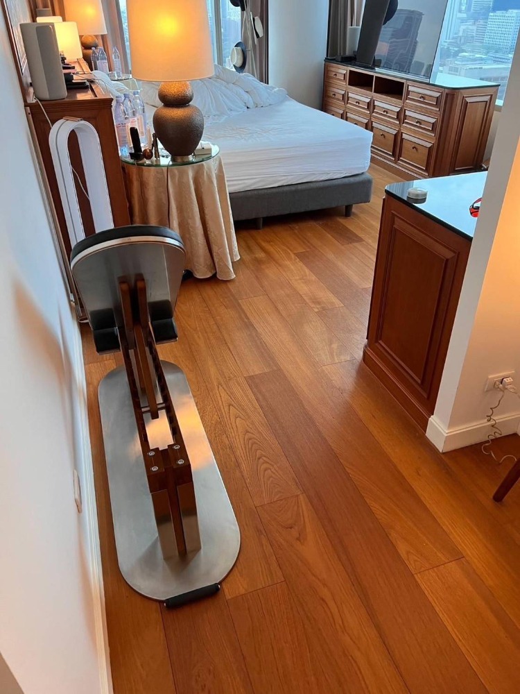 ♦ Prime Location ♦ ชั้น 20+ 223.00 ตร.ม. | 3 ห้องนอน ตกแต่งครบ | ใกล้ สวนลุมพินี 1 นาที, เวลา สินธร วิลเลจ 3 นาที, MRT สถานีสีลม 3 นาที – รูปที่ 3