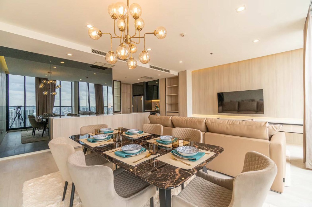 ♦ Modern Luxury style ♦ ตึก B ชั้น 40+ Type B82 | 120.23 ตร.ม. 2 ห้องนอน | คอนโดมีSkywalk เชื่อมเข้า BTS เพลินจิตและเซ็นทรัล เอ็มแบสซี่ – รูปที่ 2